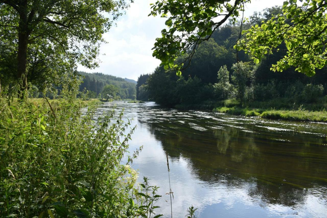 Gite Le Courtil Bouillon Exterior foto